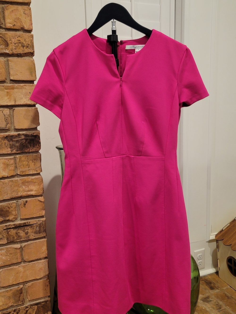 Diane Von Furstenberg Hot Pink Short Sleeve Sheath Dress